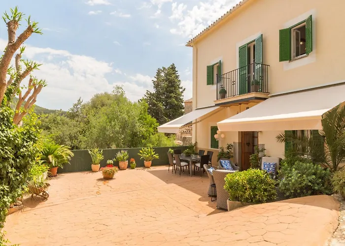 Charming Country House In Esporlas
