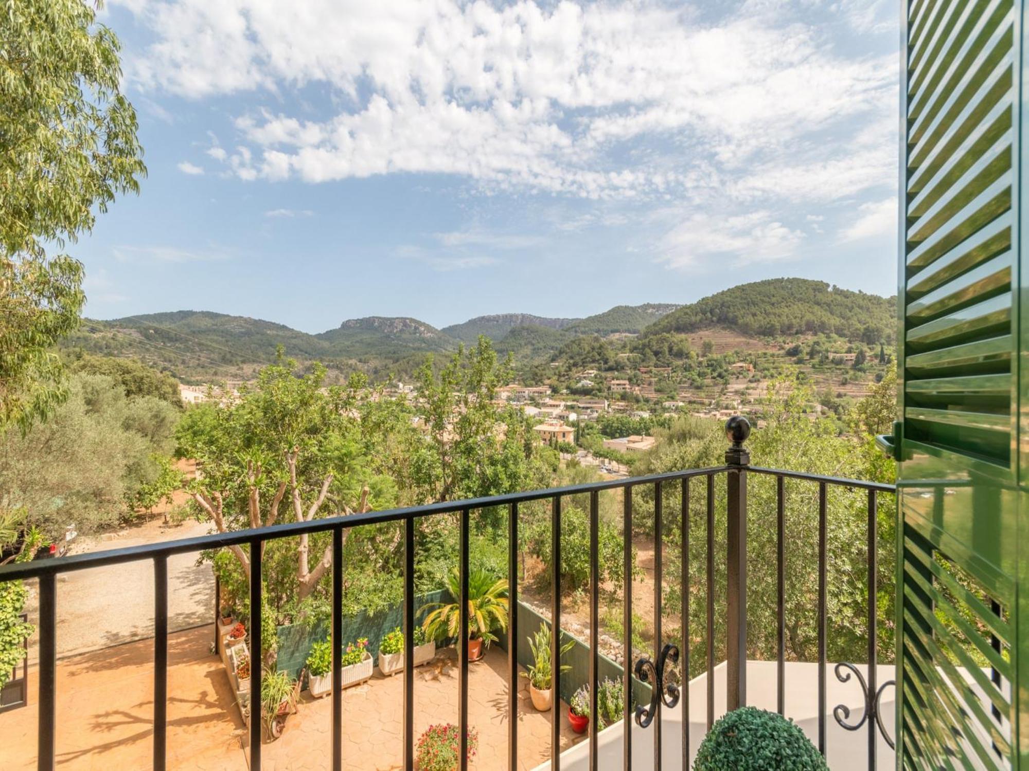 Charming In Esporlas Ferienhaus